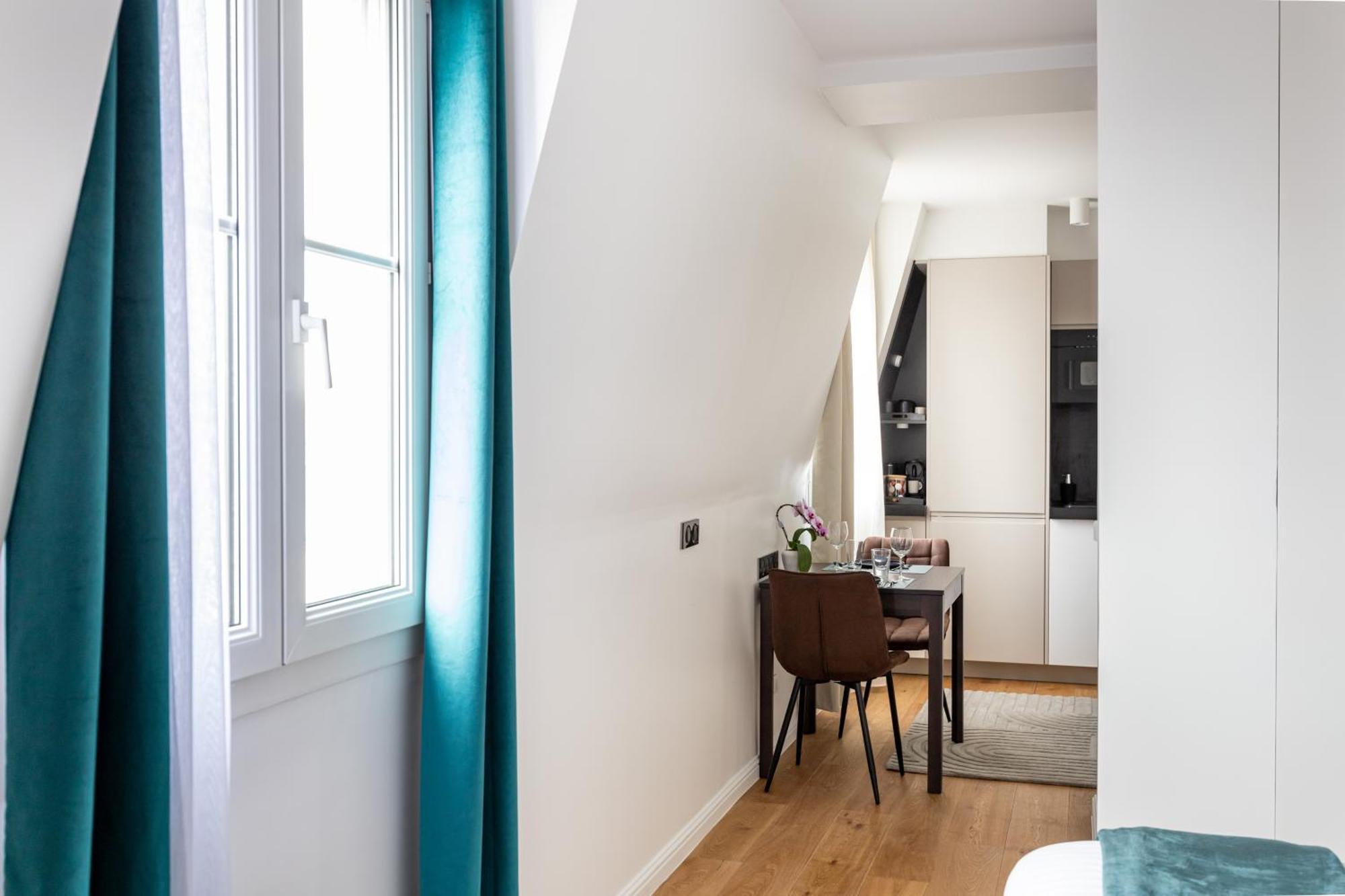 Apartament Luxurious Flat In The Center Paryż Zewnętrze zdjęcie